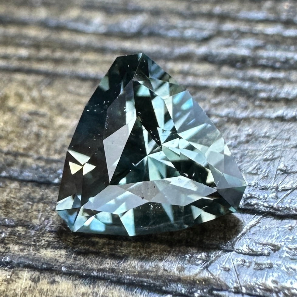 0.82ct Montana Sapphire Faceted Stone SA030