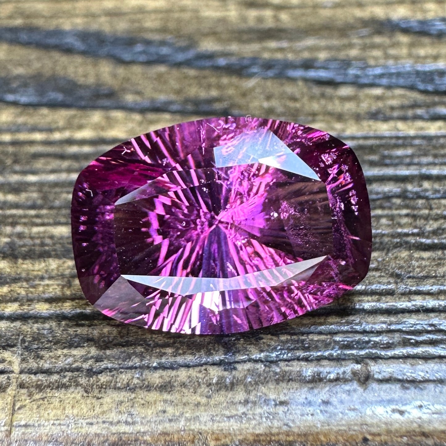 6.35ct Tanga GARNET Faceted Stone GAR001