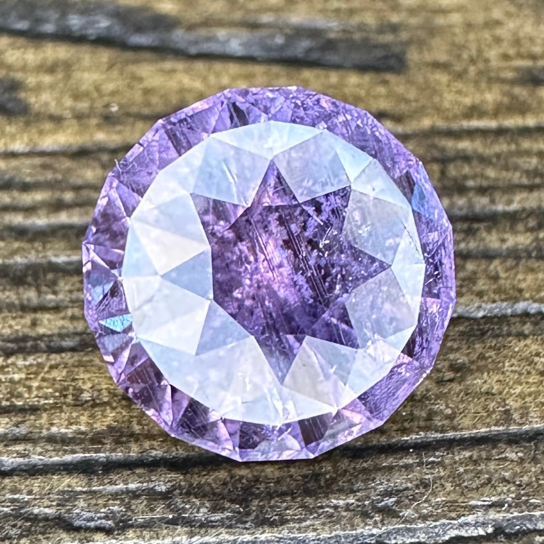 5.58ct UMBA SAPPHIRE Faceted Stone SA006
