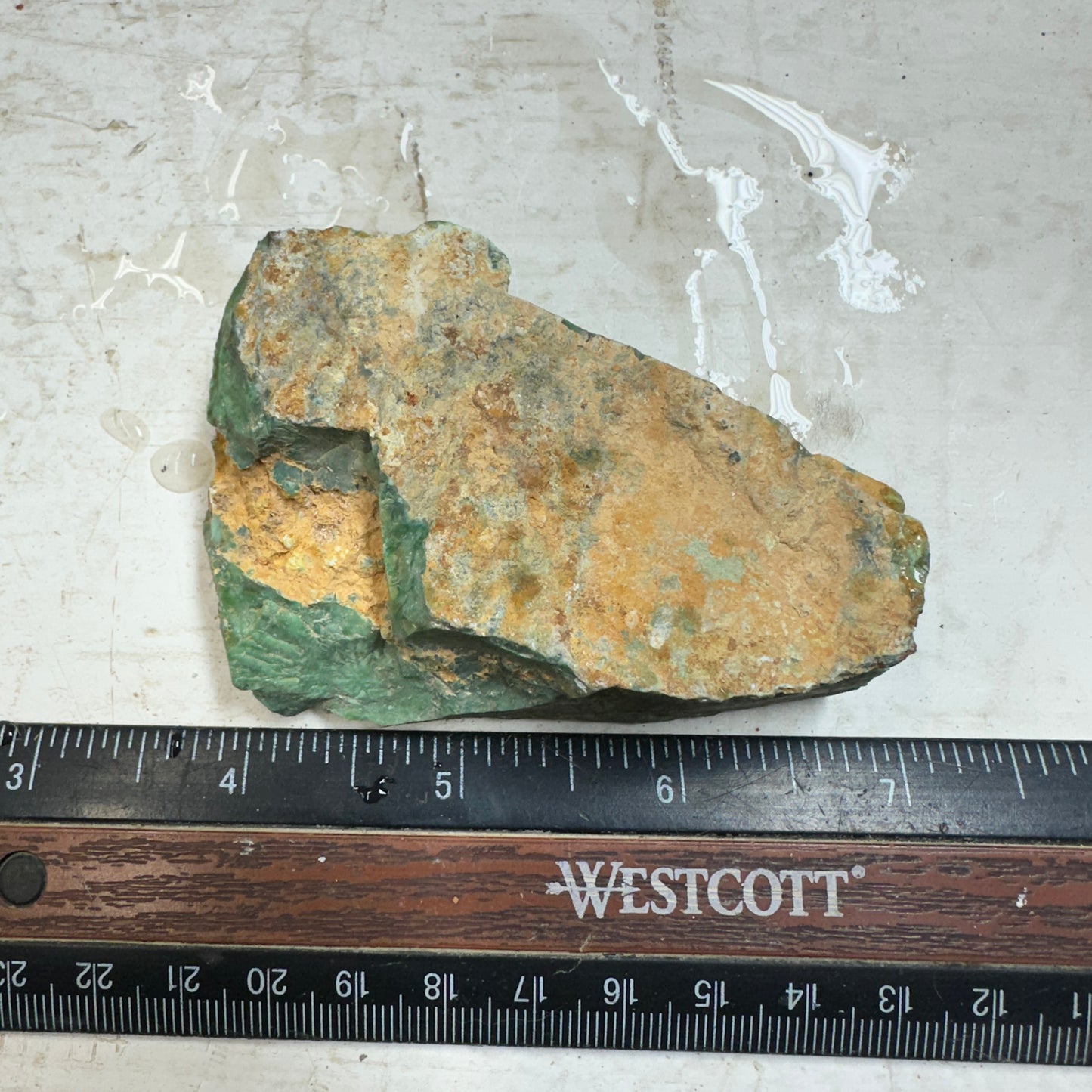 AUSTRALIAN VARISCITE Rough - 142 grams