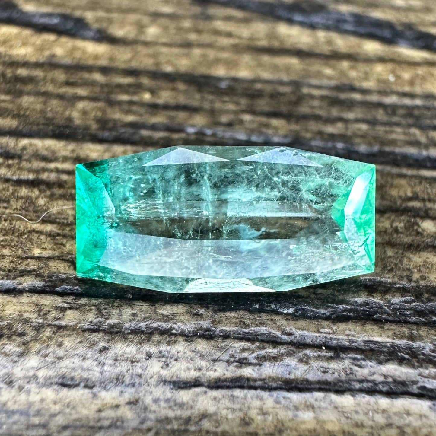 1.46ct Colombian EMERALD Faceted Stone EMD001