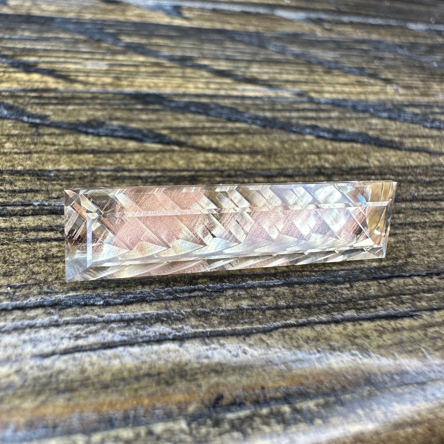 7.25ct Schiller OREGON SUNSTONE Faceted Stone SUN005