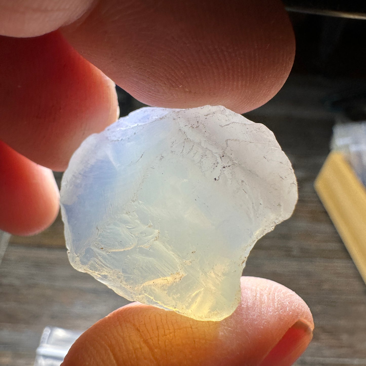 79.9ct MILKY QUARTZ Facet Rough