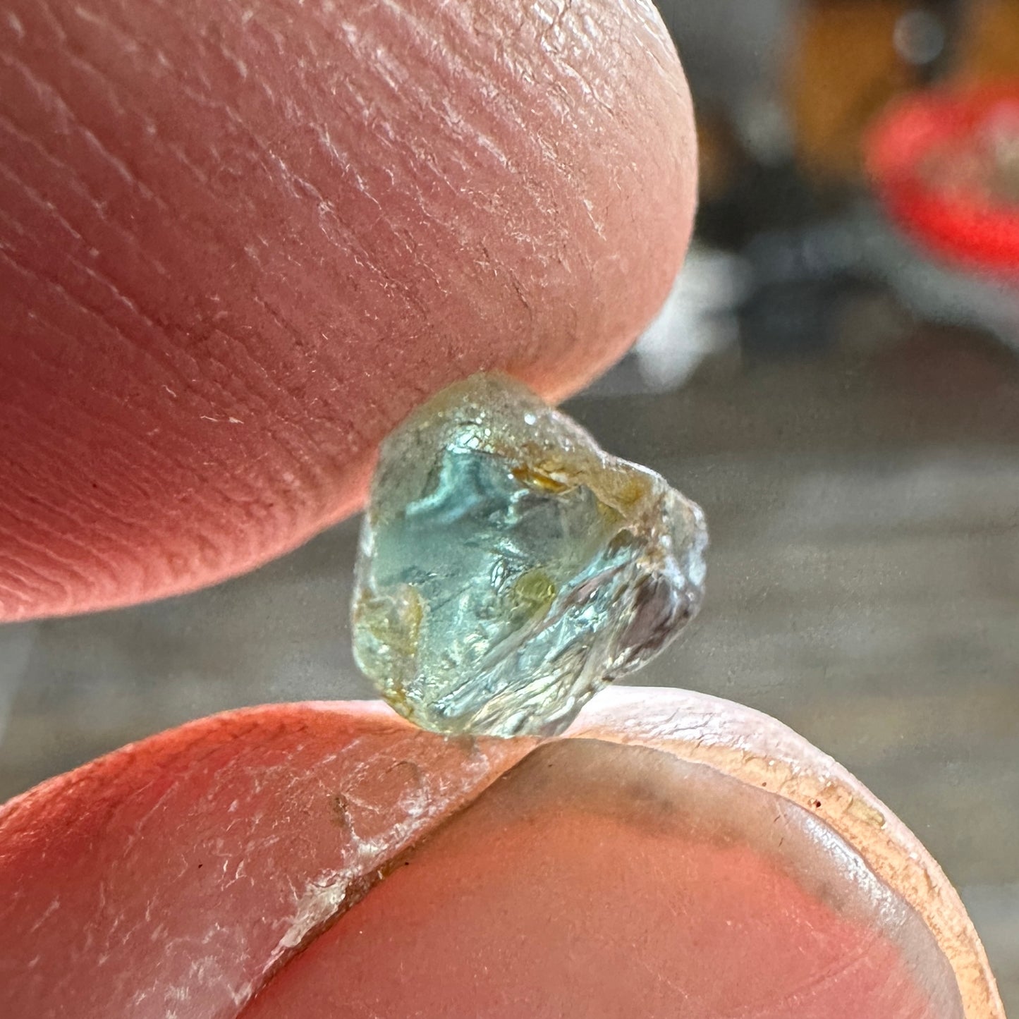 3.65ct UMBA SAPPHIRE Facet Rough