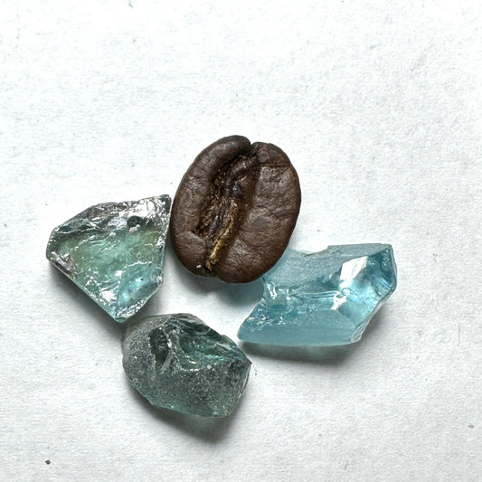 BLUE ZIRCON 3pcs., 3.53g Facet Rough Parcel