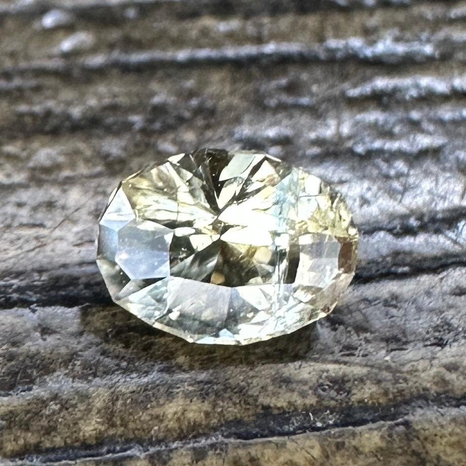 0.38ct Montana Sapphire Faceted Stone SA031