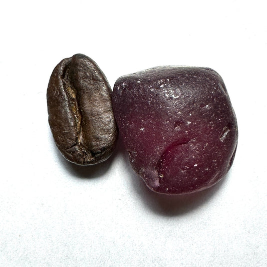 16.6ct RHODOLITE GARNET Facet Rough