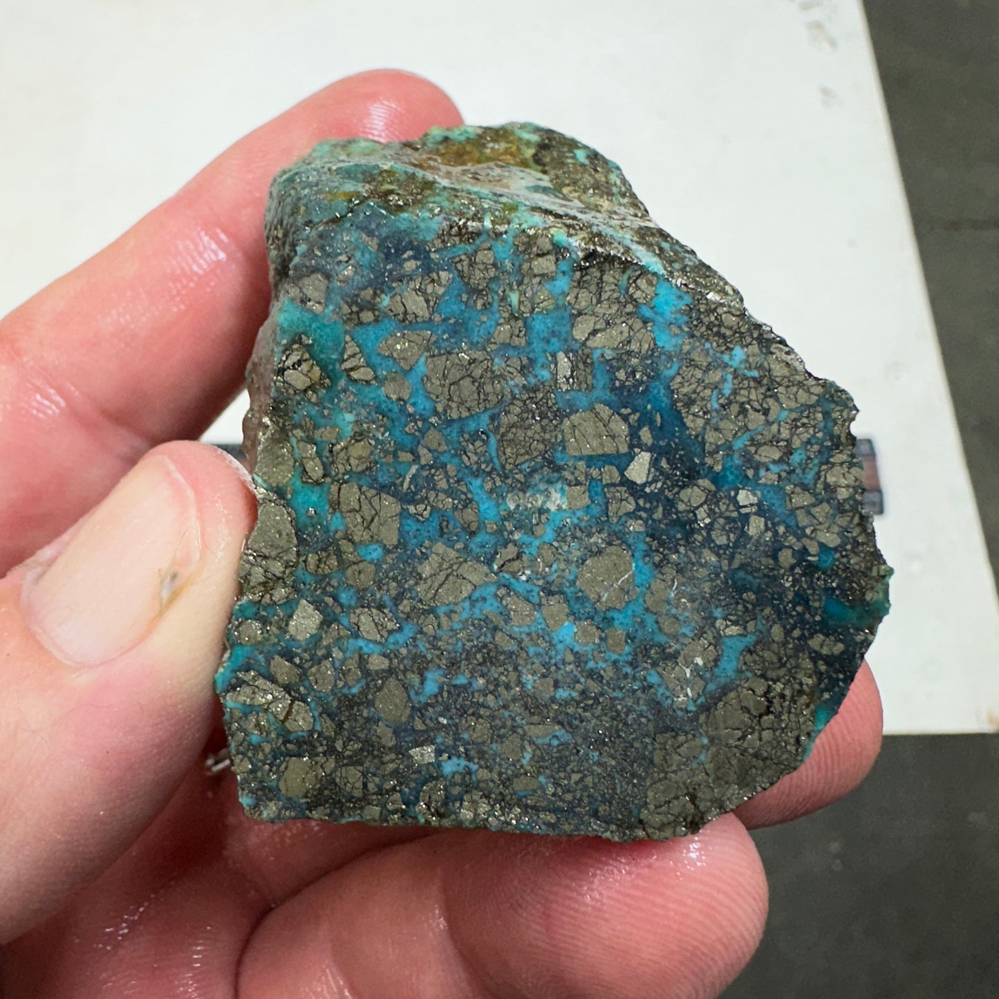 MORENCI2 Turquoise rough - 151 grams