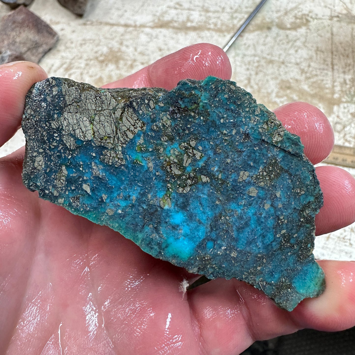 230 gram MORENCI2 Turquoise rough