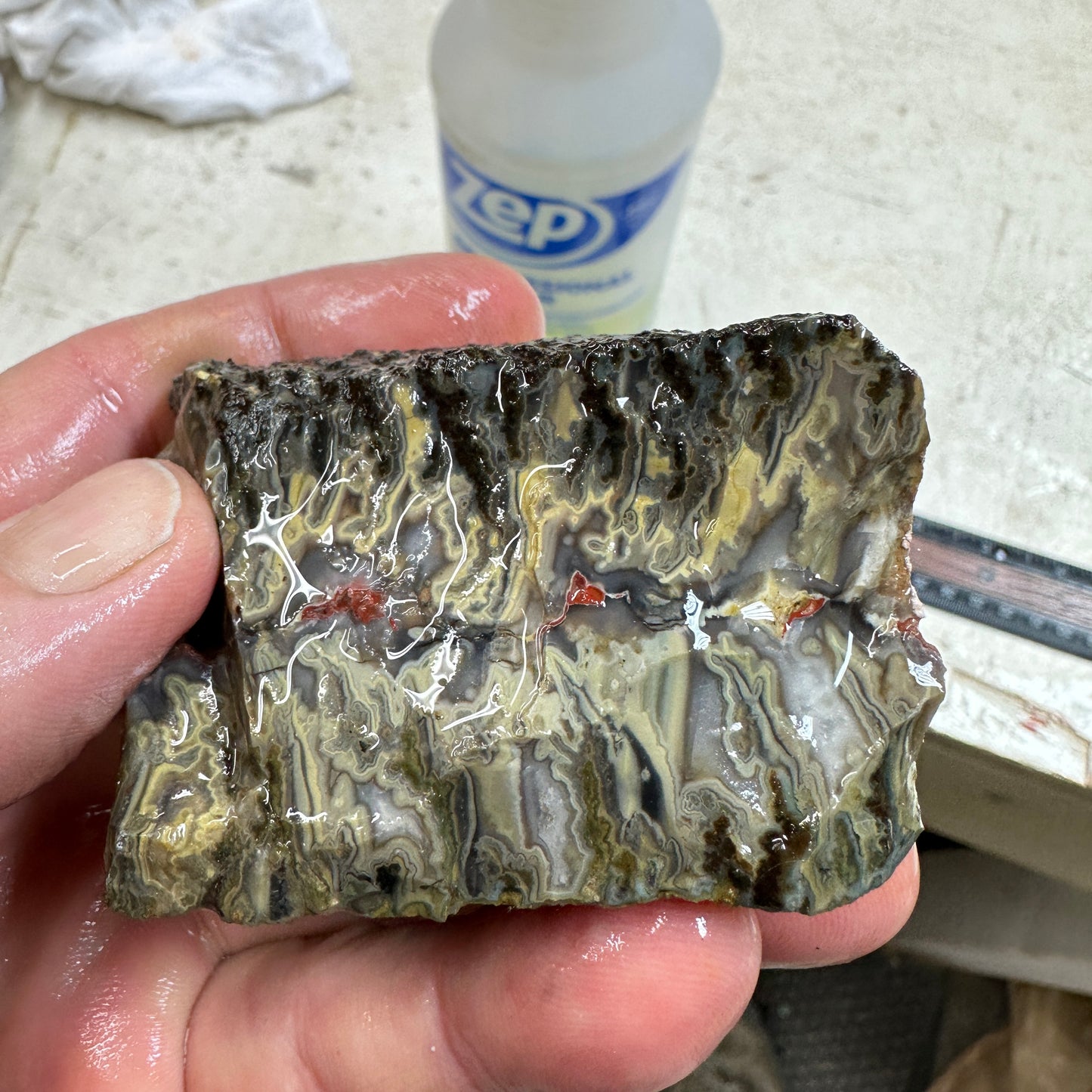 IDAHO WILDFIRE PLUME AGATE Faced Rough - 4.12oz