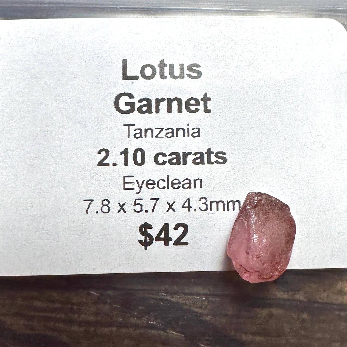 2.10ct LOTUS GARNET Facet Rough