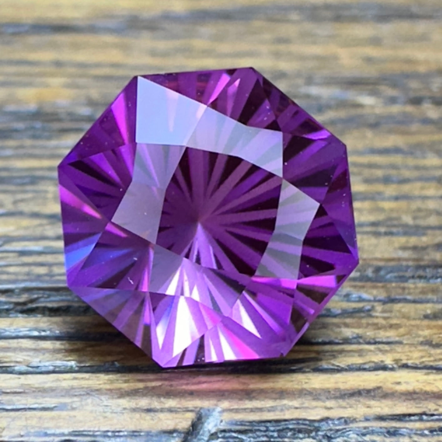 5.43ct PURPLE CZOCHRALSKI SAPPHIRE Faceted Stone