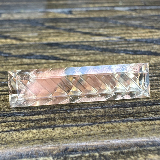 7.25ct Schiller OREGON SUNSTONE Faceted Stone SUN005
