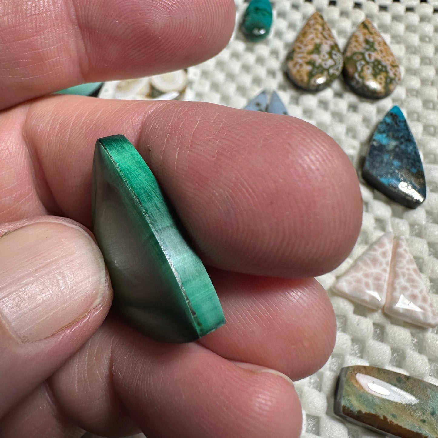 MALACHITE cabochon