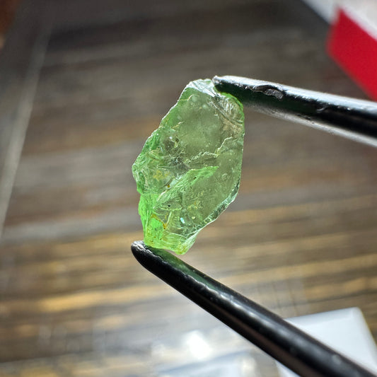 3.67ct Vanadium KORNERUPINE Facet Rough