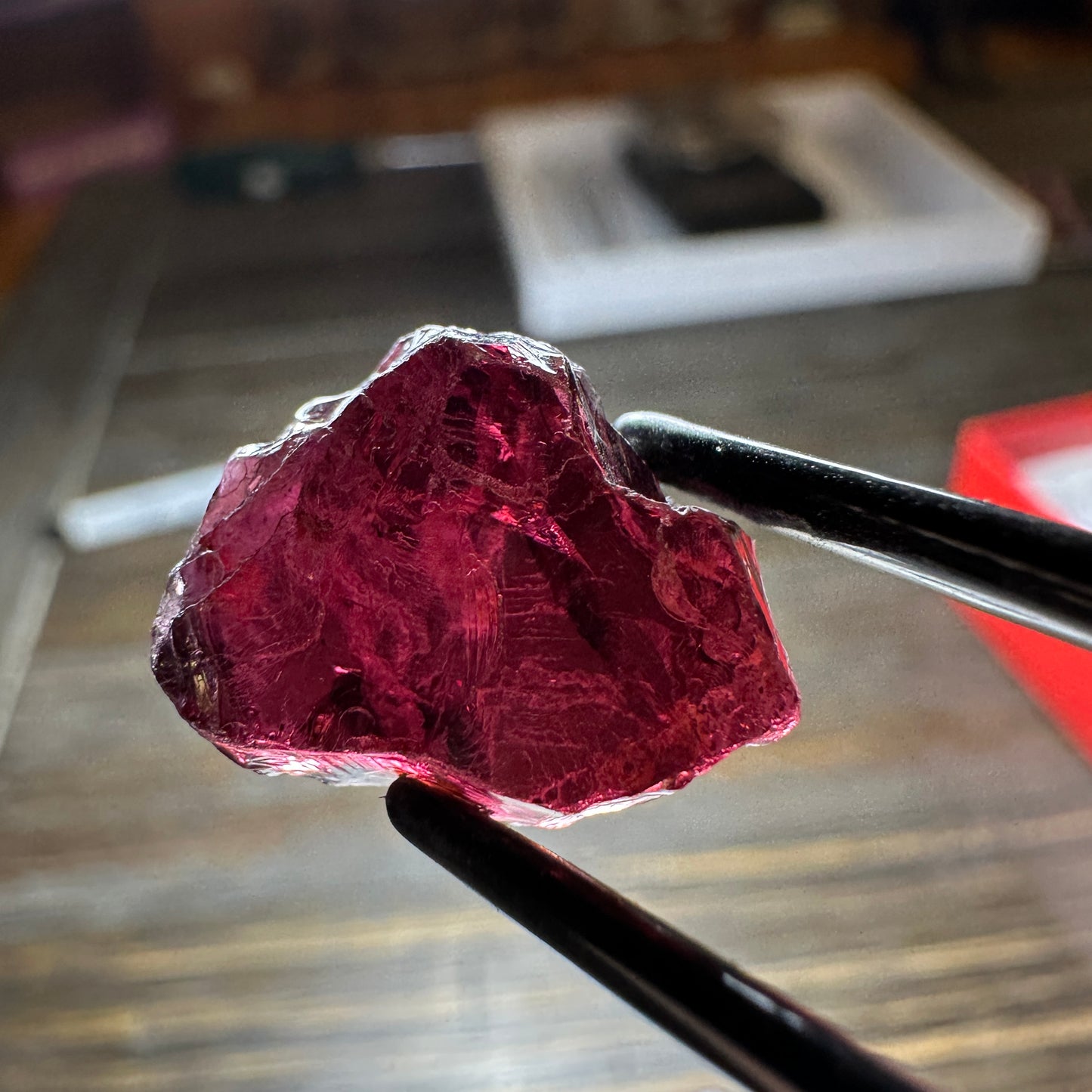 RHODOLITE GARNET 2pcs., 5.85g Facet Rough Parcel