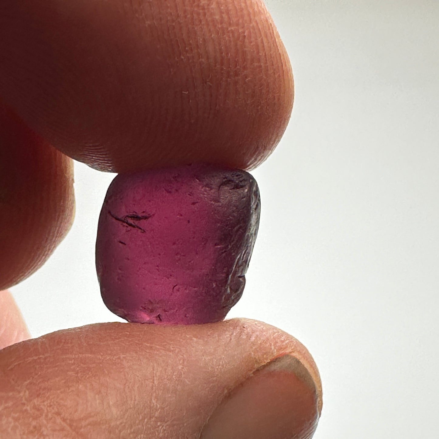 16.6ct RHODOLITE GARNET Facet Rough