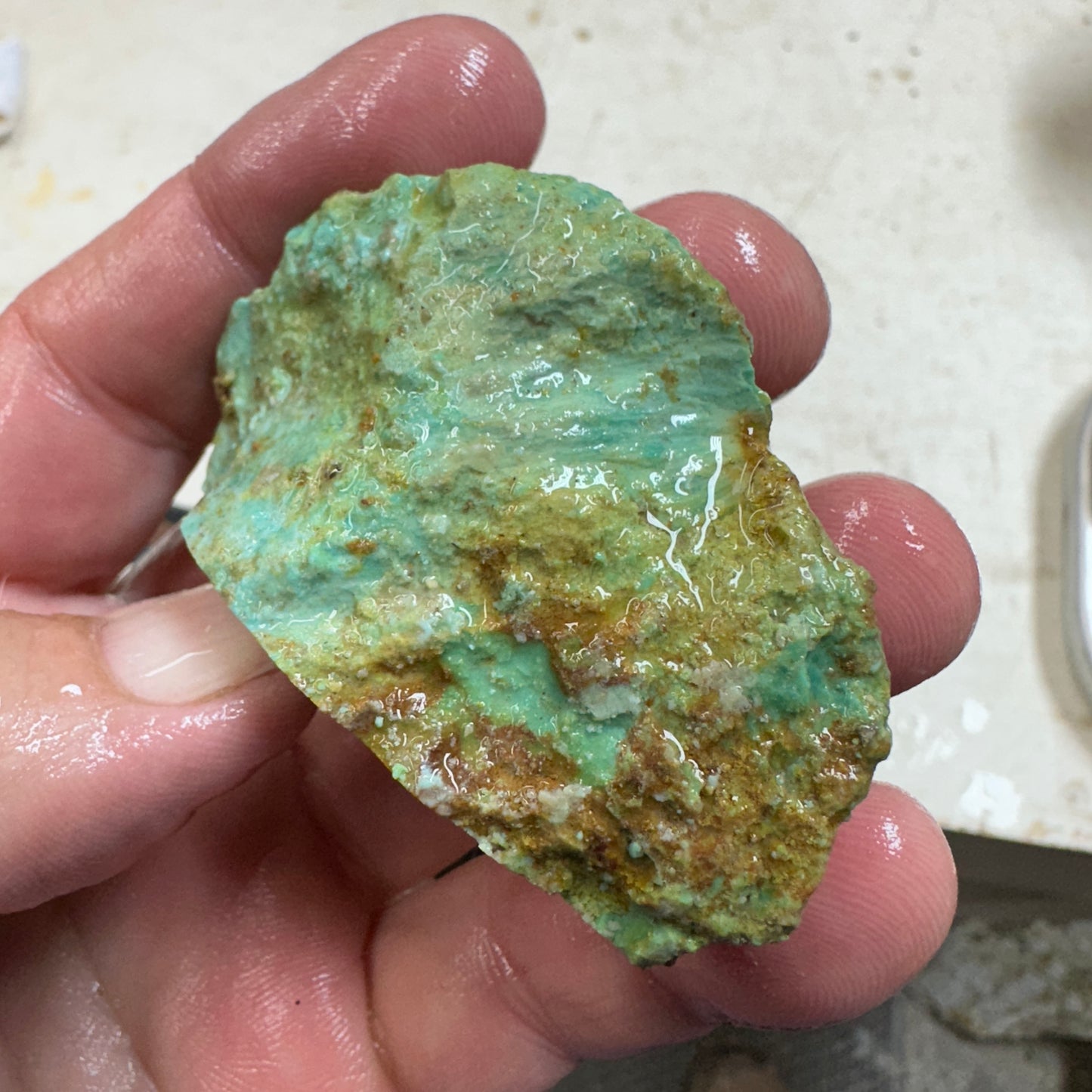 STELLA BLUE TURQUOISE Faced Rough - 77 grams