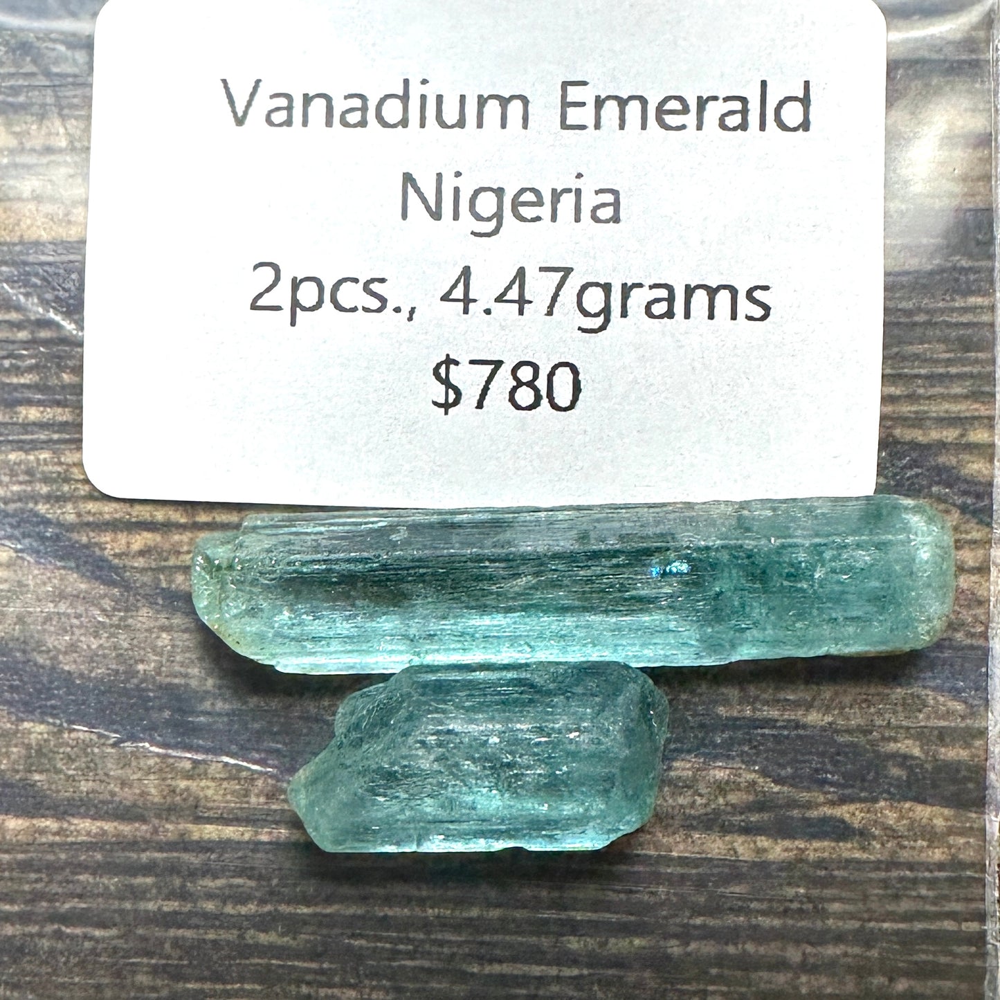 VANADIUM EMERALD 2pcs., 4.47g Facet Rough Parcel