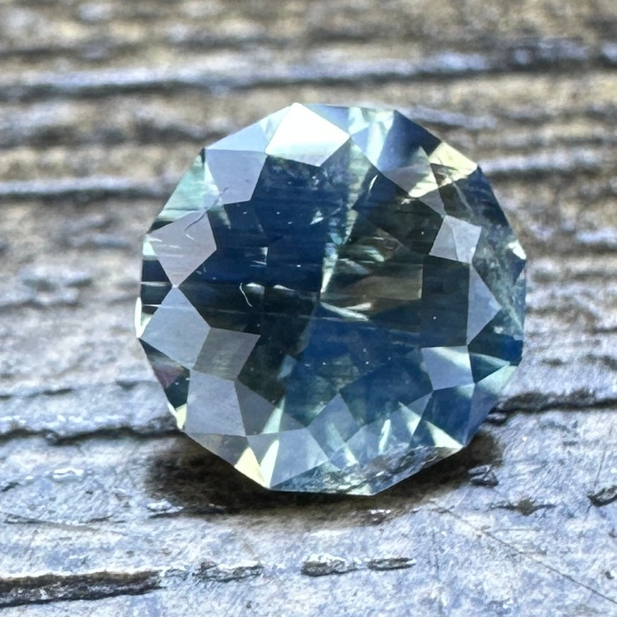 0.98ct GOMBE SAPPHIRE Faceted Stone SA036