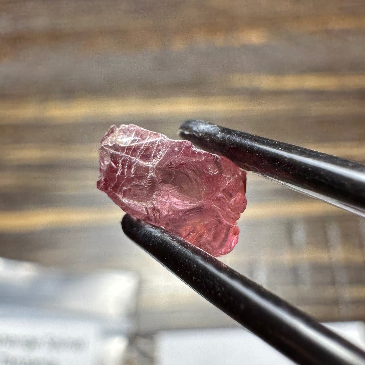 MAHENGE SPINEL 4pcs., 1.65g Facet Rough Parcel