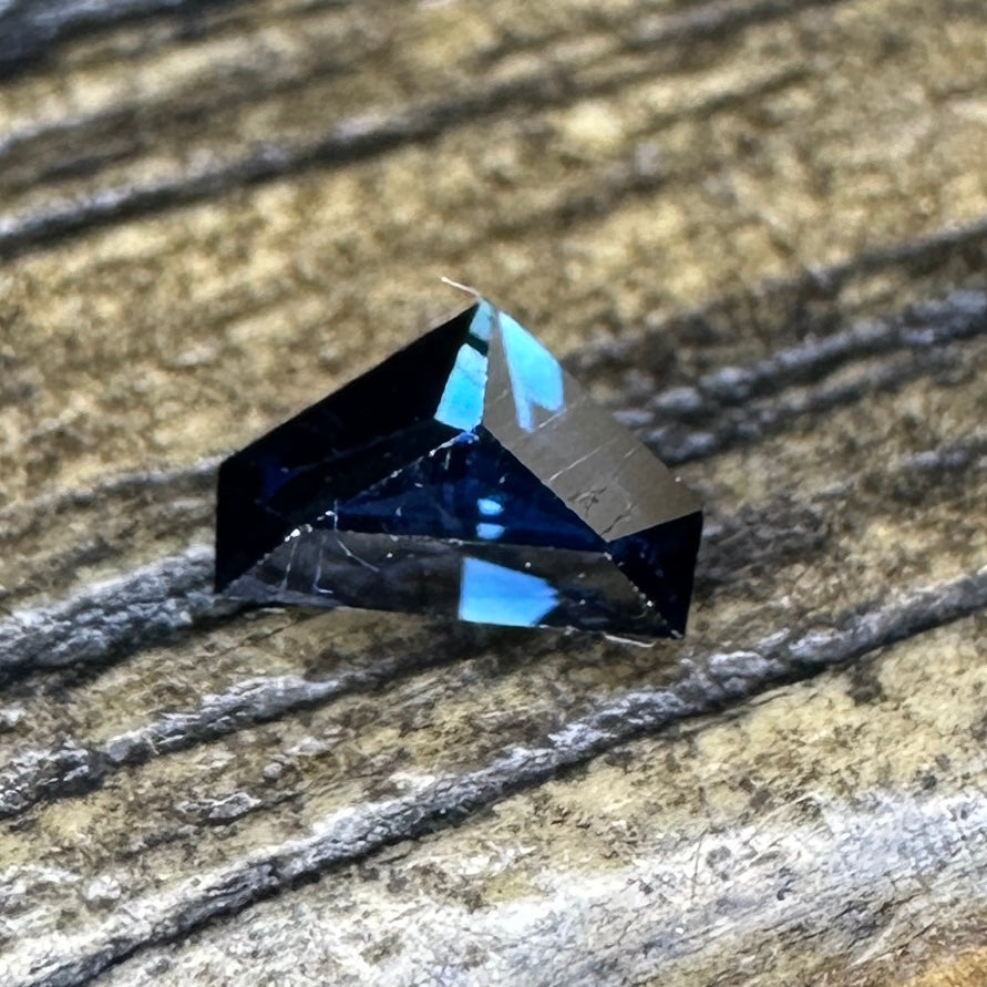 0.29ct Kenyan Sapphire Faceted Stone SA032