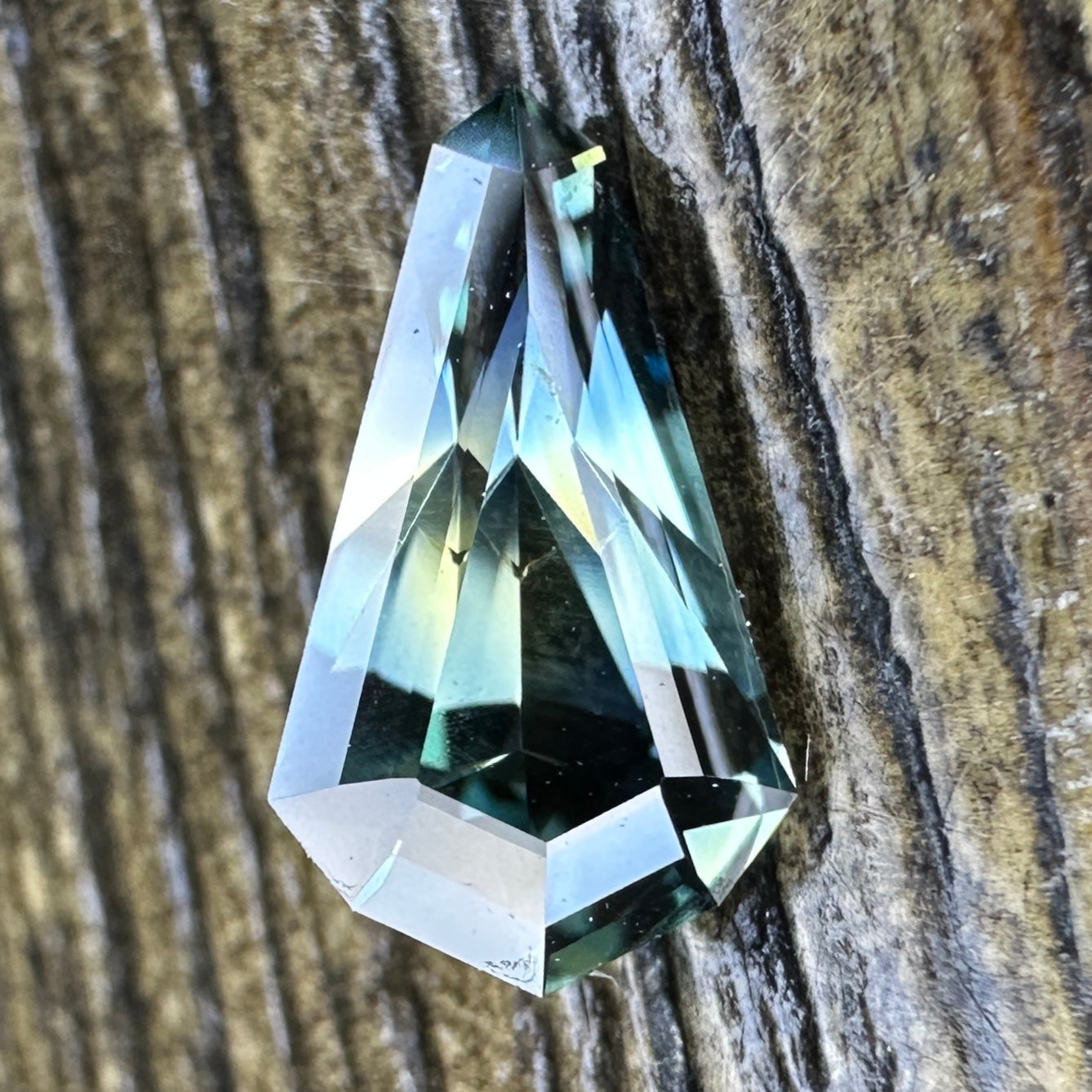 1.25ct Songea Sapphire Faceted Stone SA023