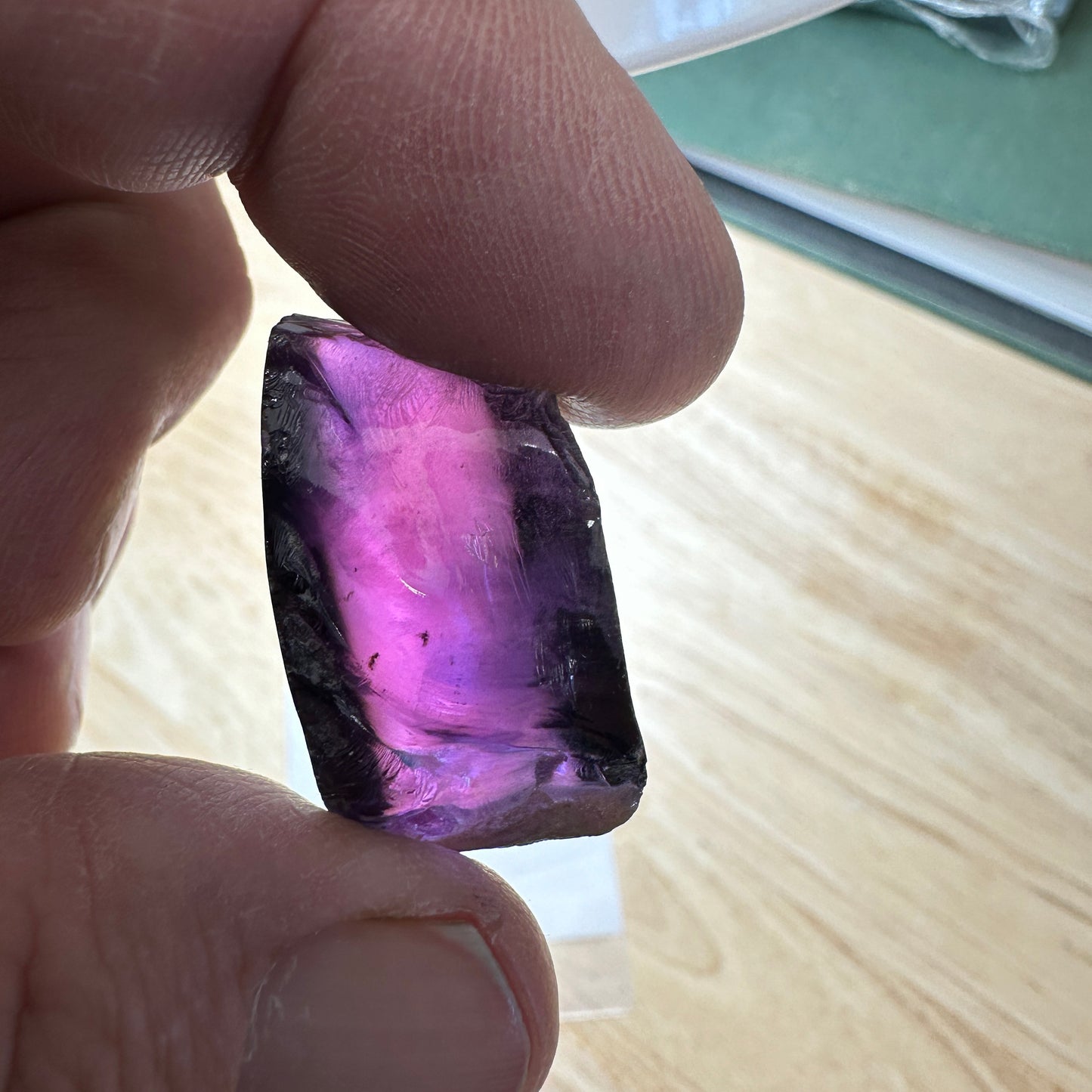 Djeva Amethyst FLAME FUSION LAB SAPPHIRE Facet Rough 13.10g