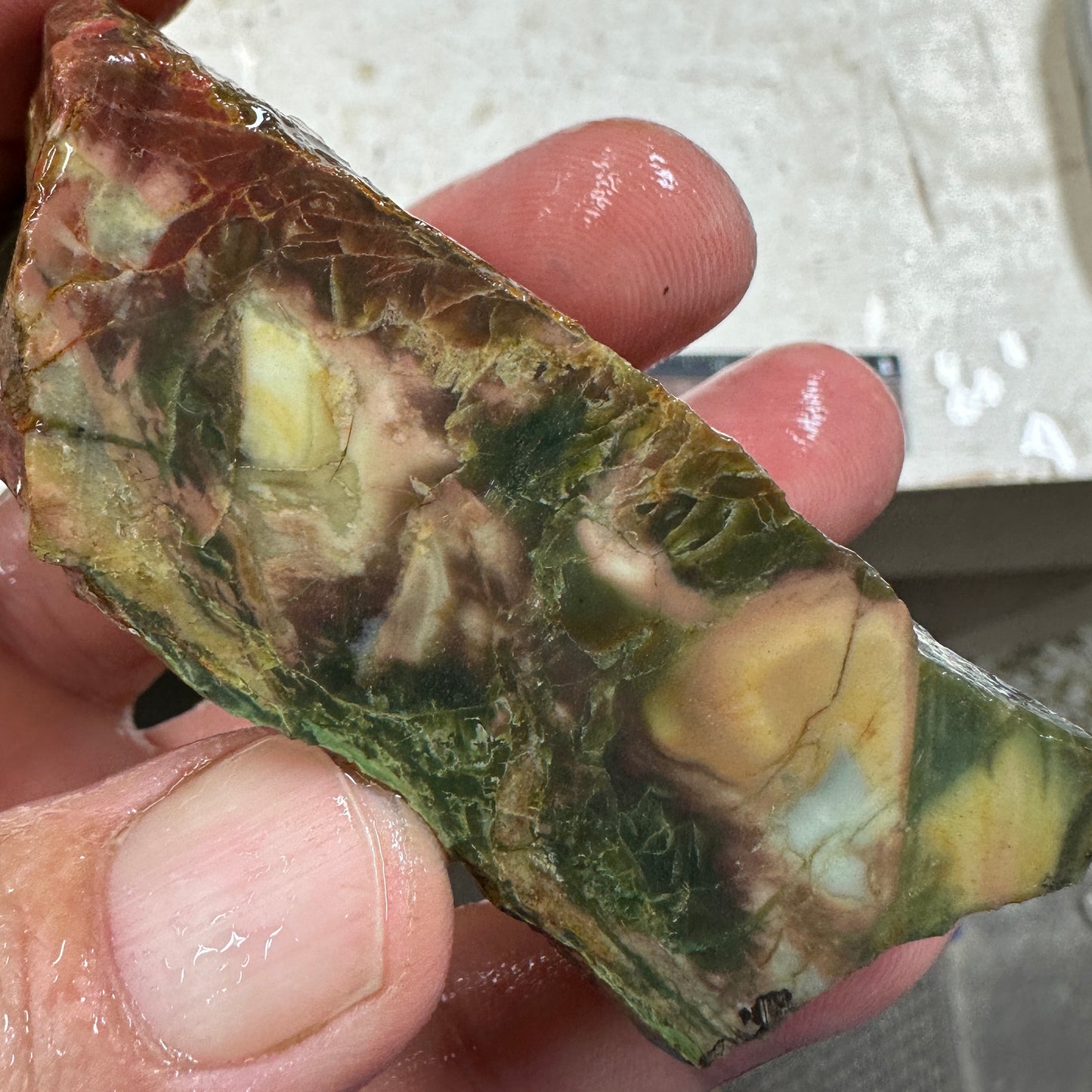 MORRISONITE JASPER Faced Rough - 0.40 Pounds