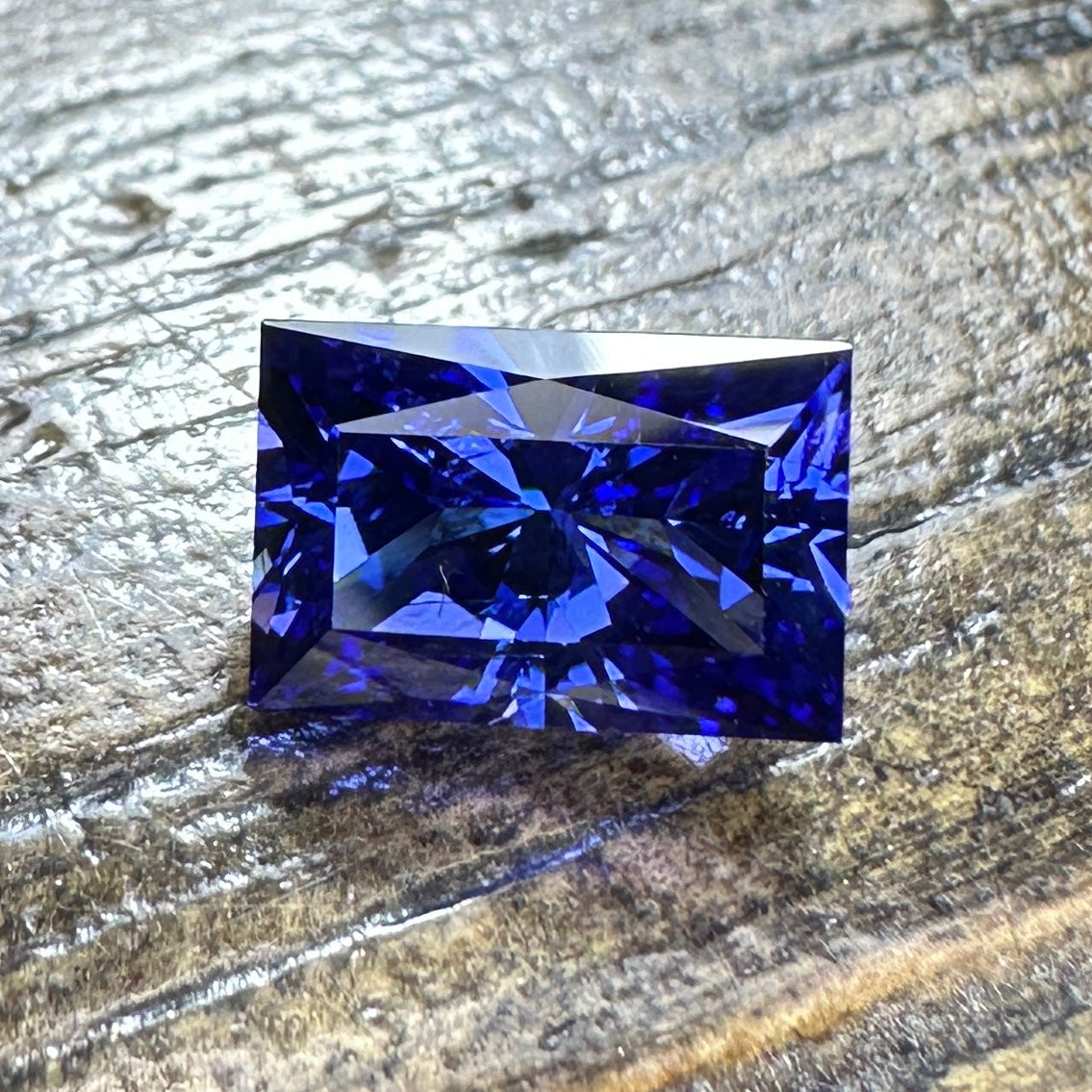 2.26ct Heated TANZANITE Faceted Stone TAN001