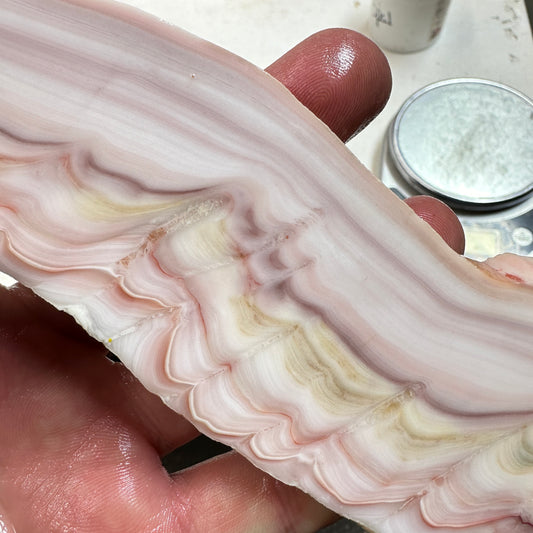 WINDY MOUNTAIN AGATE Slab - 142 grams