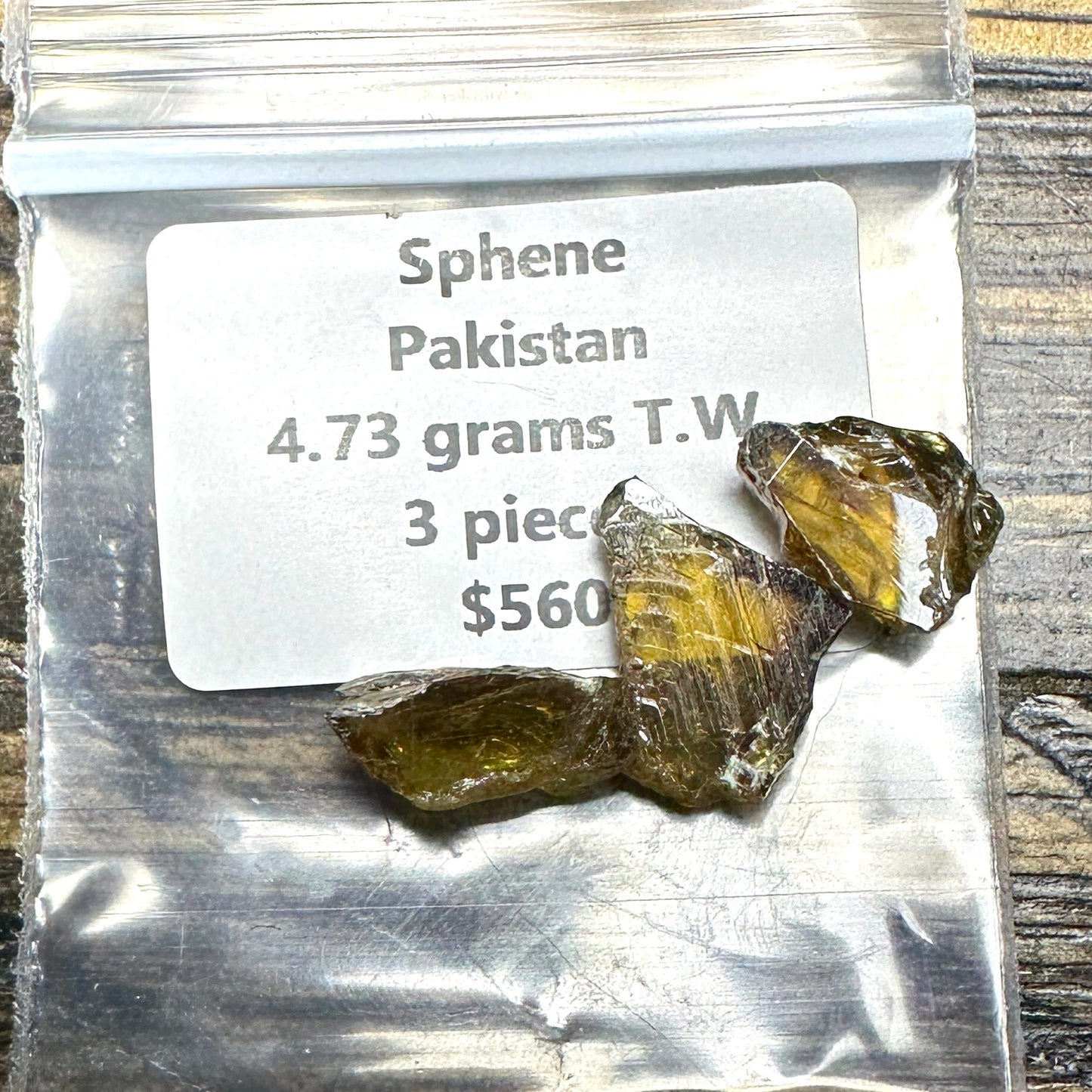 SPHENE 3pcs., 4.73g Facet Rough Parcel