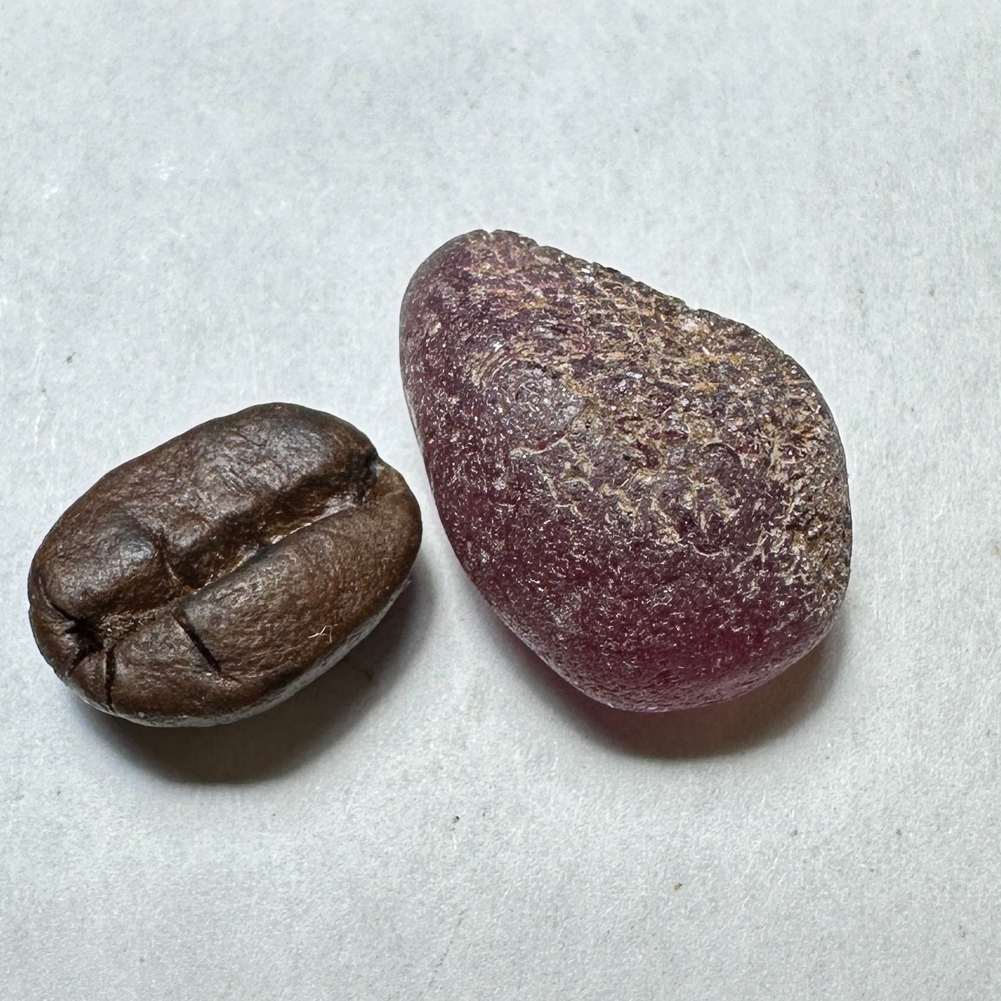 12.69ct RHODOLITE GARNET Facet Rough