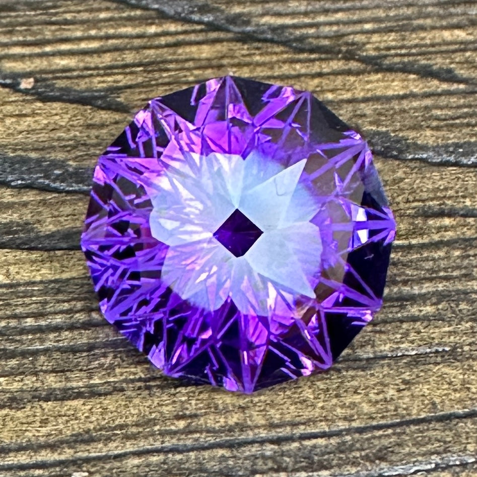 'Purple Sparkle Bomb' Complex Round Cut Faceting Design