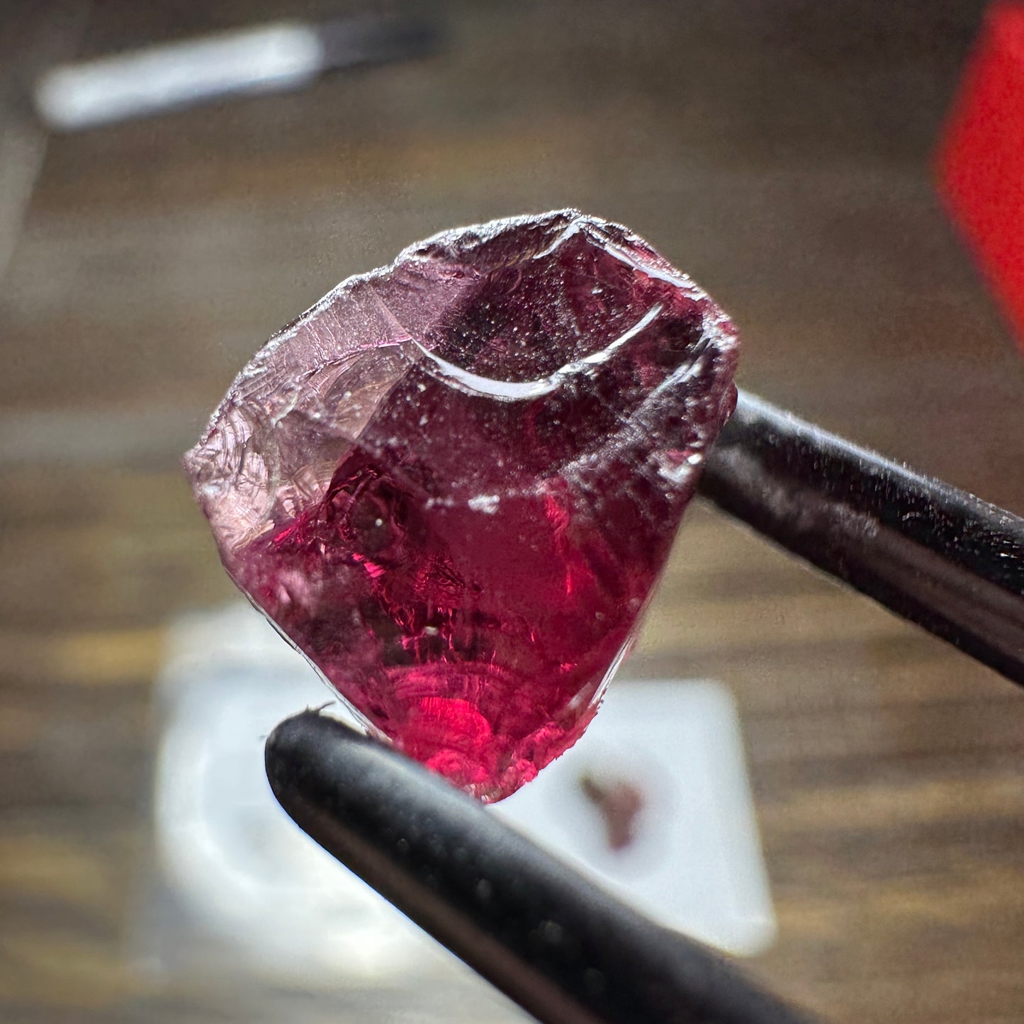 PYROPE GARNET 3pcs., 2.94g Facet Rough Parcel