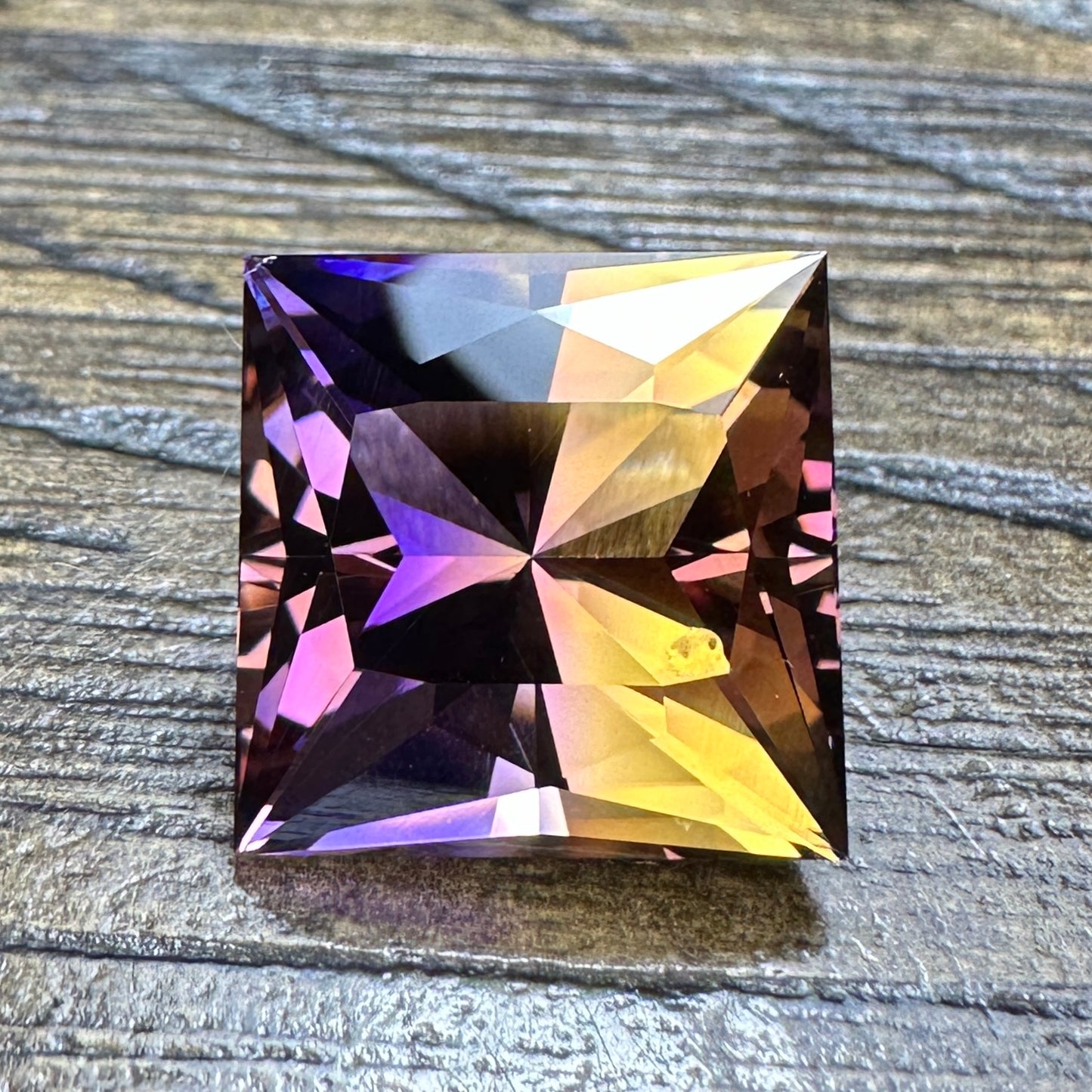 17.65ct AMETRINE Faceted Stone QTZ001