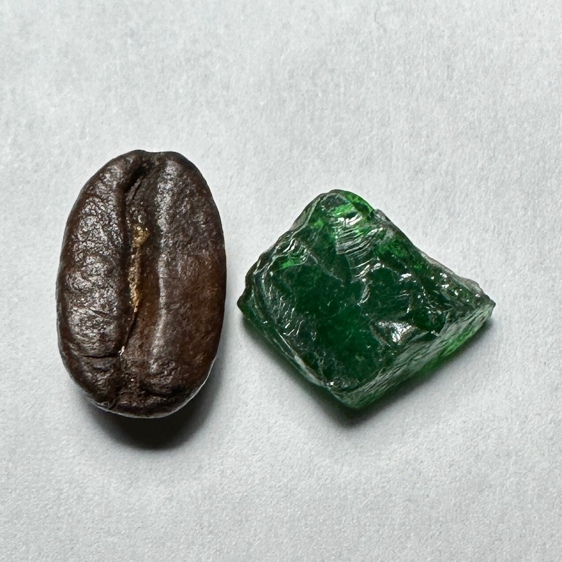 4.39ct TSAVORITE GARNET Facet Rough