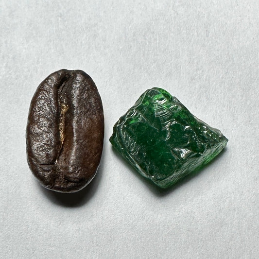 4.39ct TSAVORITE GARNET Facet Rough