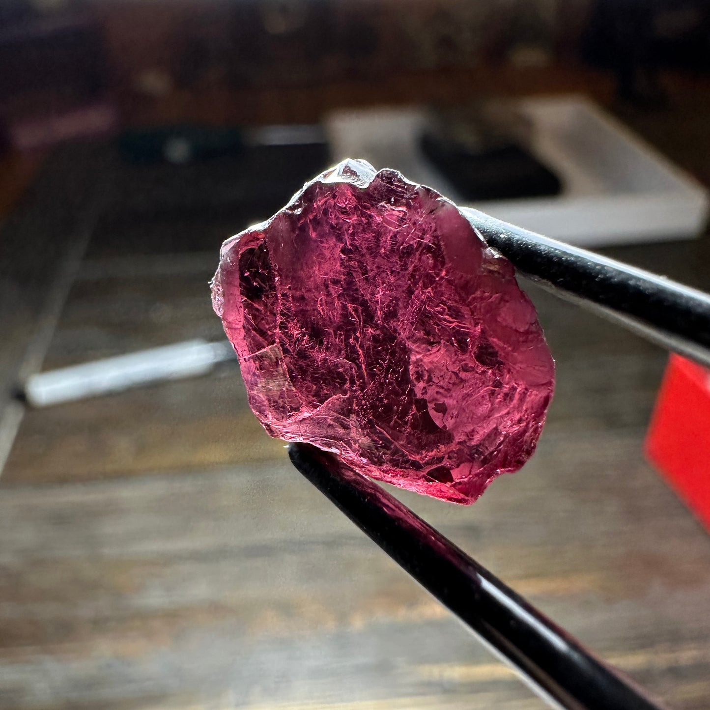 RHODOLITE GARNET 2pcs., 5.85g Facet Rough Parcel