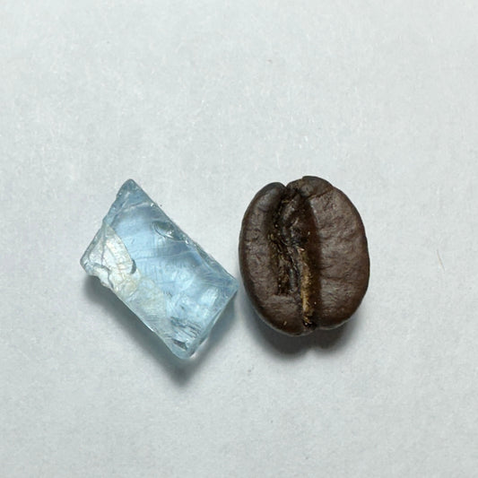 3.55ct AQUAMARINE BERYL Facet Rough