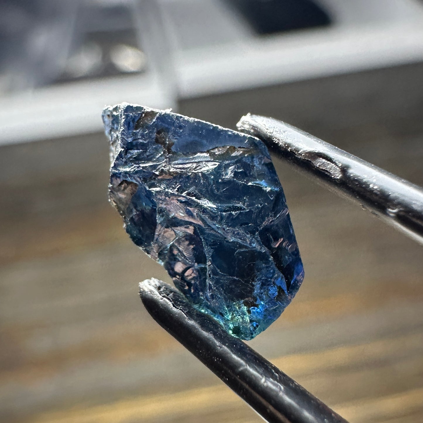 GOMBE SAPPHIRE 3pcs., 2.56g Facet Rough Parcel