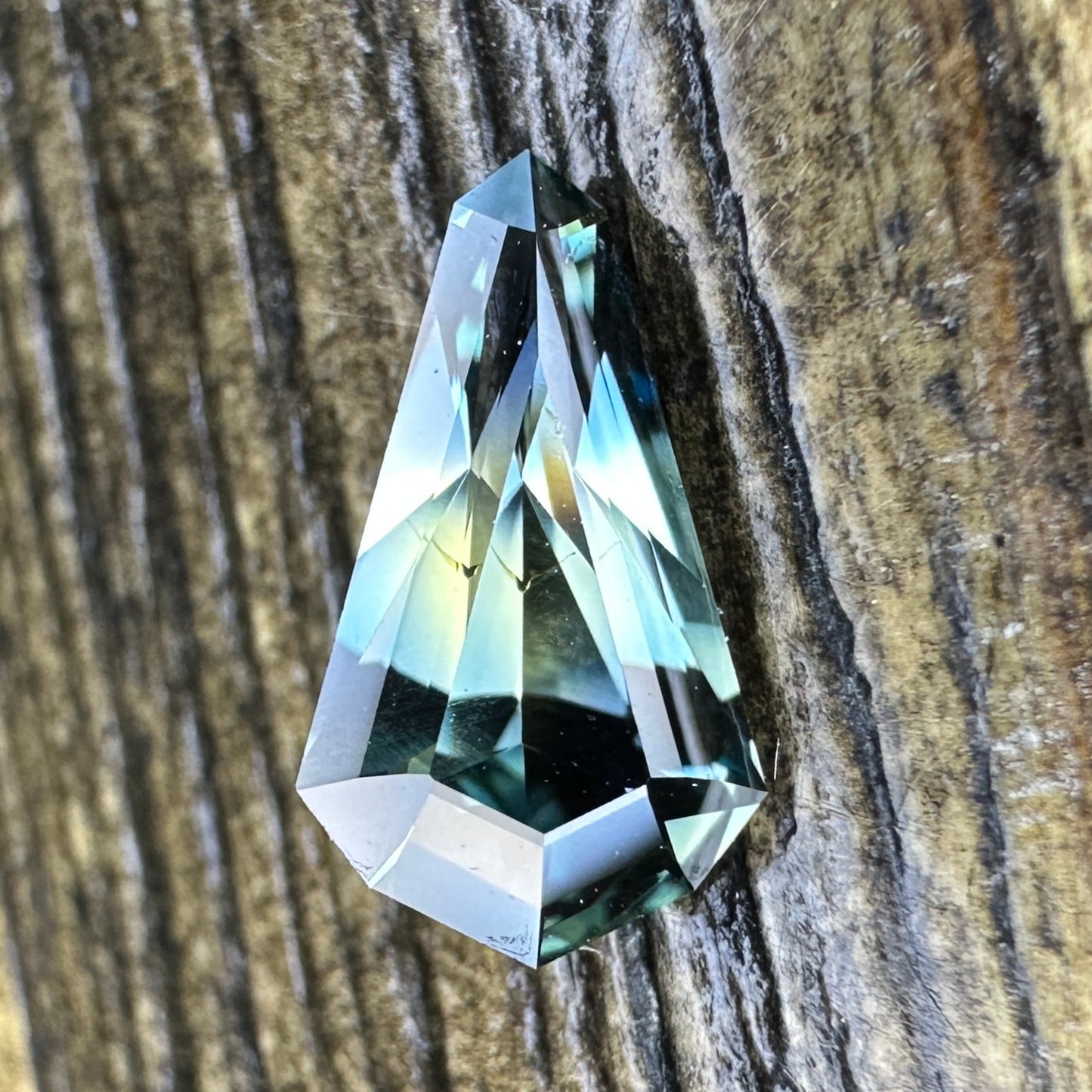 1.25ct Songea Sapphire Faceted Stone SA023