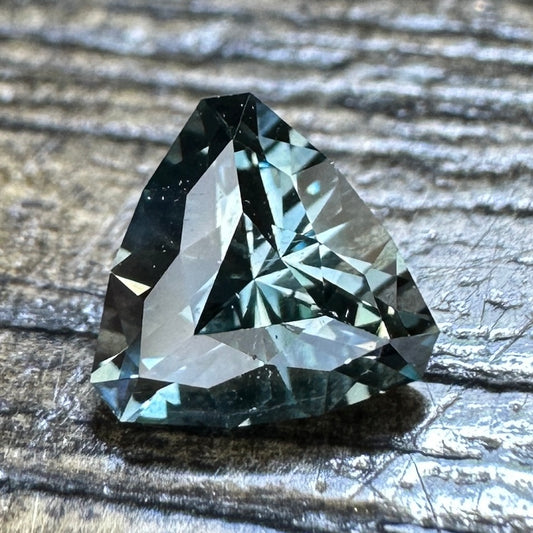 0.82ct Montana Sapphire Faceted Stone SA030