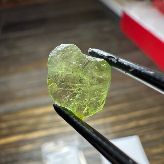 4.59ct Vanadium KORNERUPINE Facet Rough