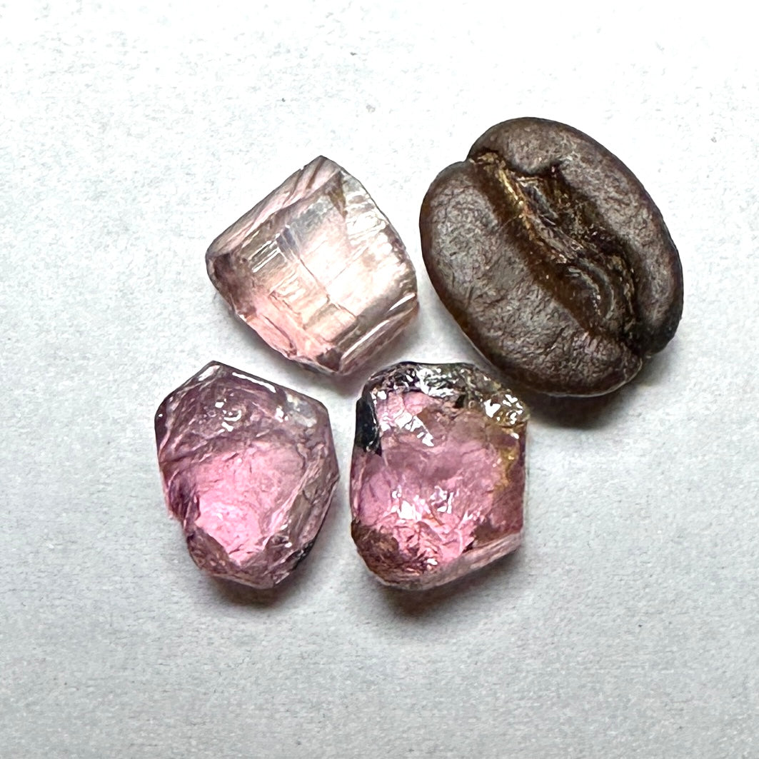 CONGO TOURMALINE 3pcs., 1.70g Facet Rough Parcel