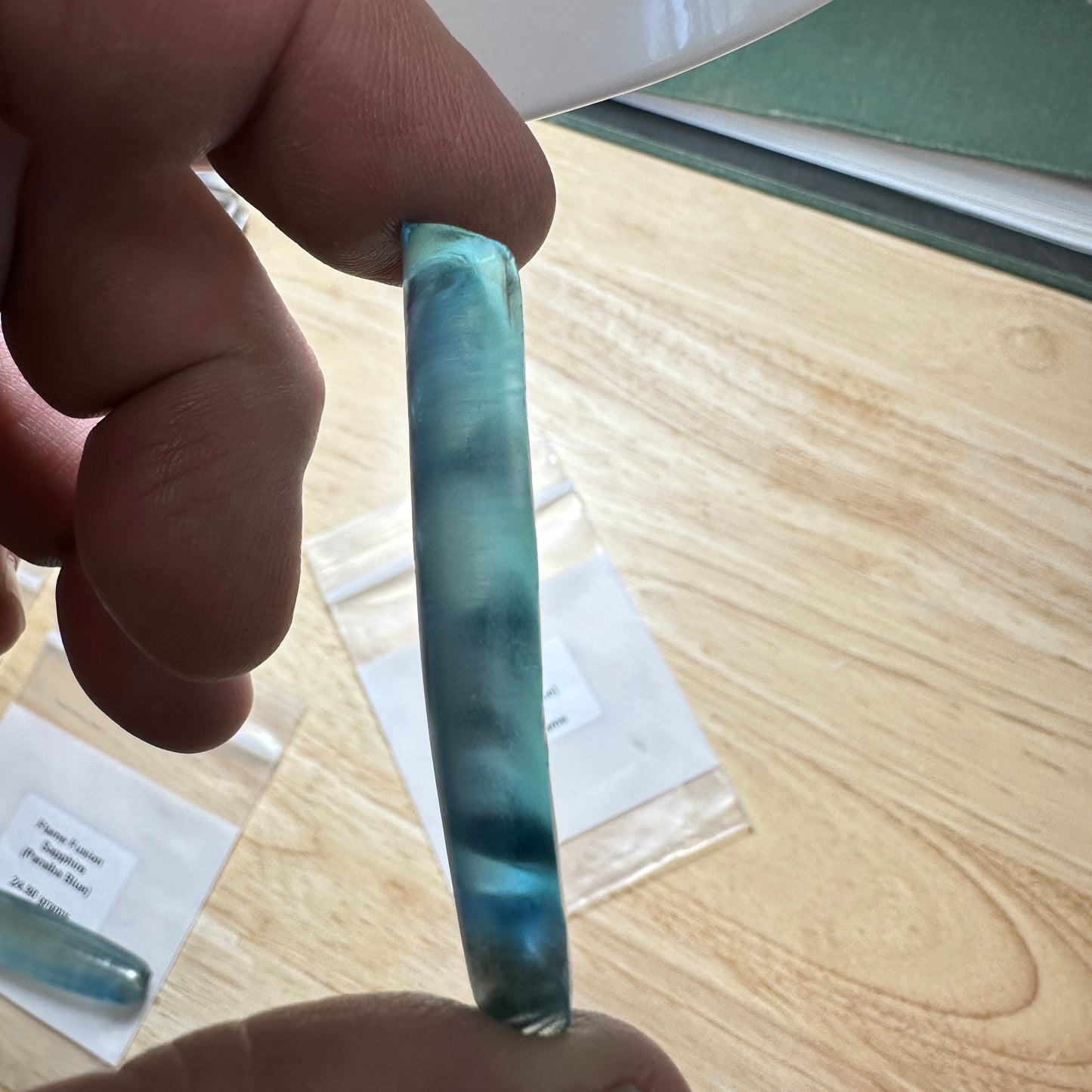 Paraiba Blue FLAME FUSION LAB SAPPHIRE Facet Rough 19.90g