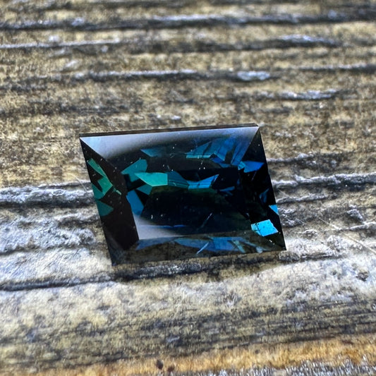 1.15ct Kenyan Sapphire Faceted Stone SA028