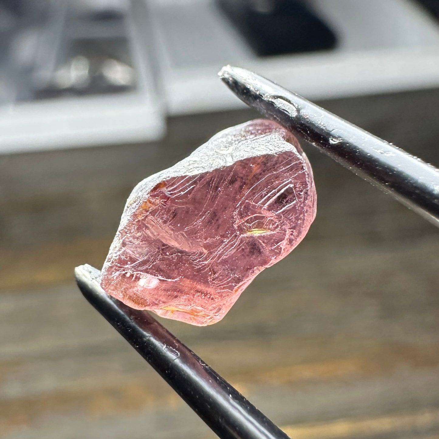 ROSE ZIRCON 3pcs., 6.43g Facet Rough Parcel