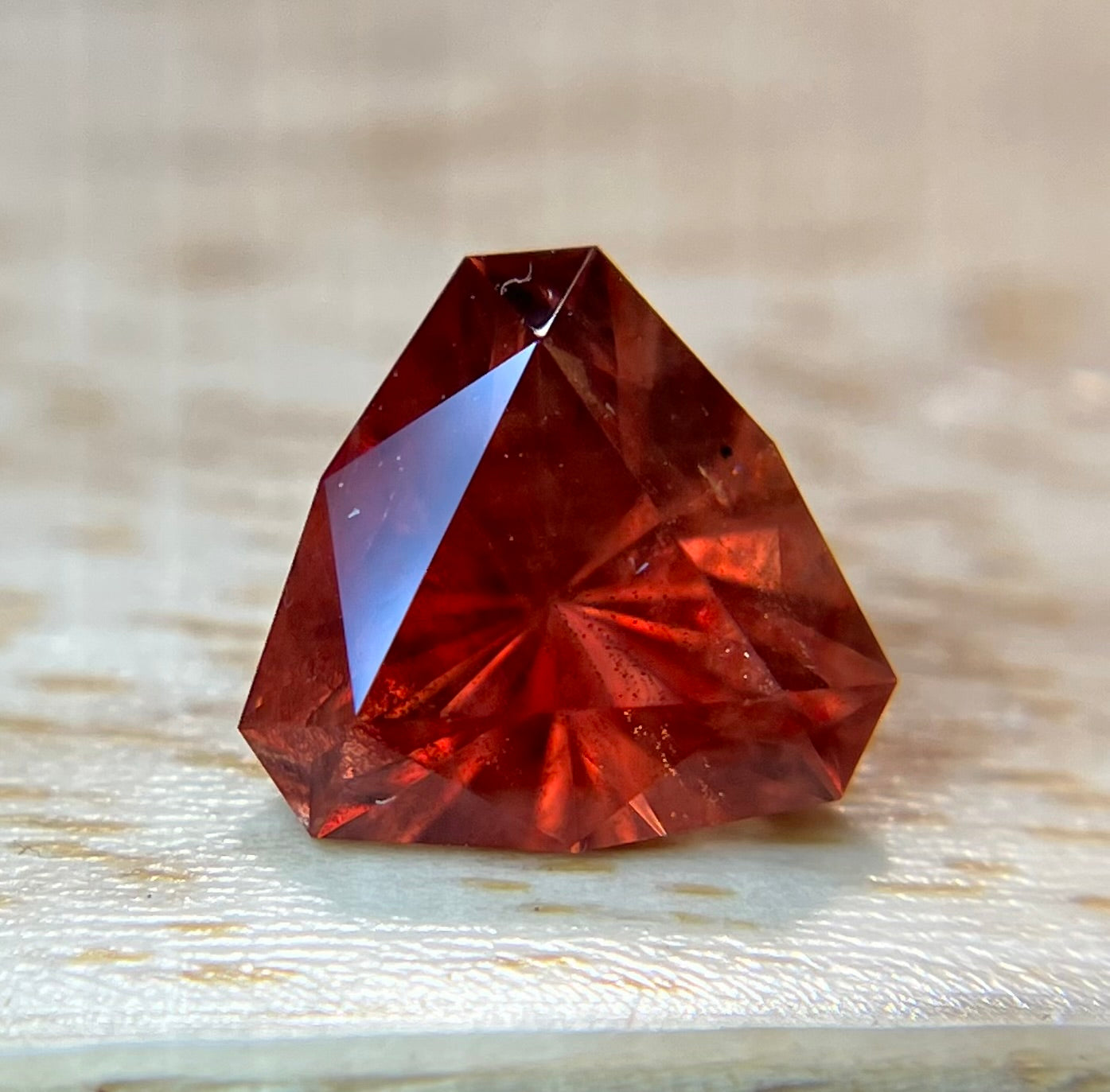 2.90ct OREGON SUNSTONE Faceted Stone