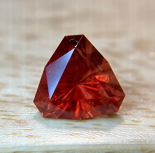 2.90ct OREGON SUNSTONE Faceted Stone